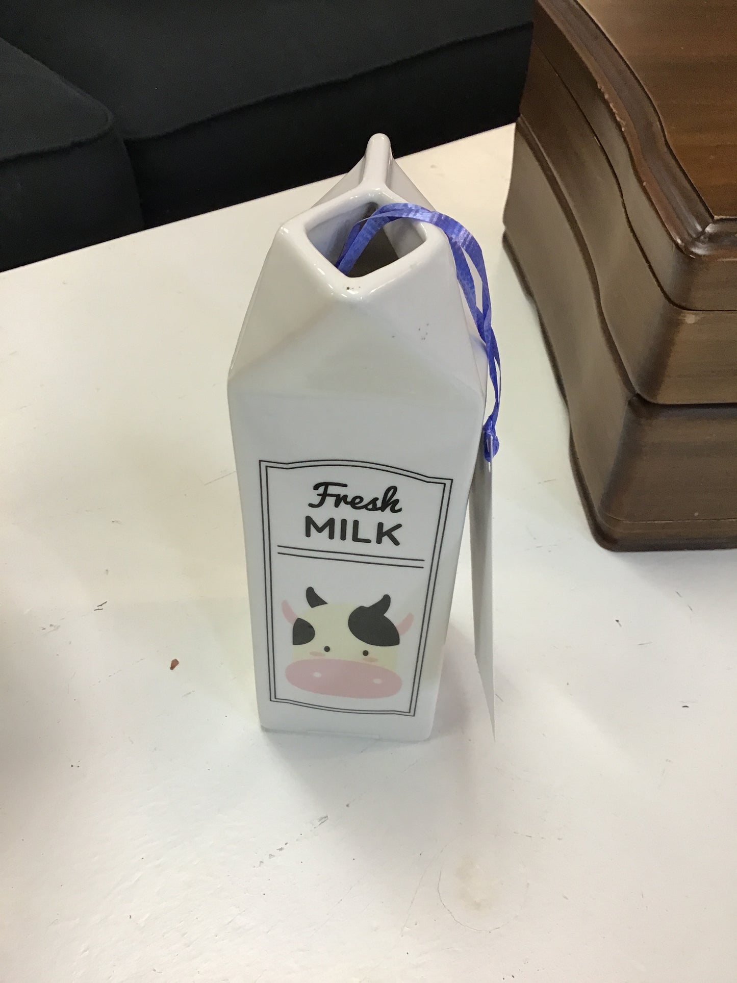 Cute! Ceramic 'Fresh Milk' Milk Carton