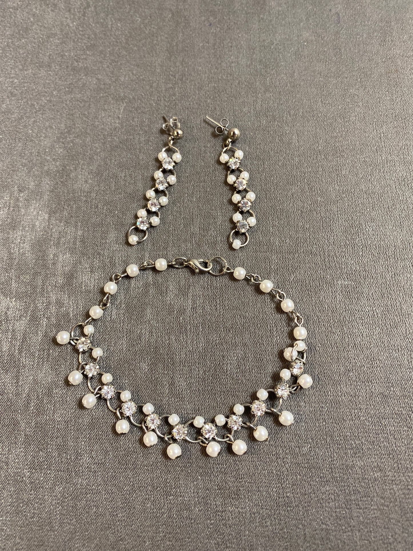Bracelet & Earrings - Faux Pearl