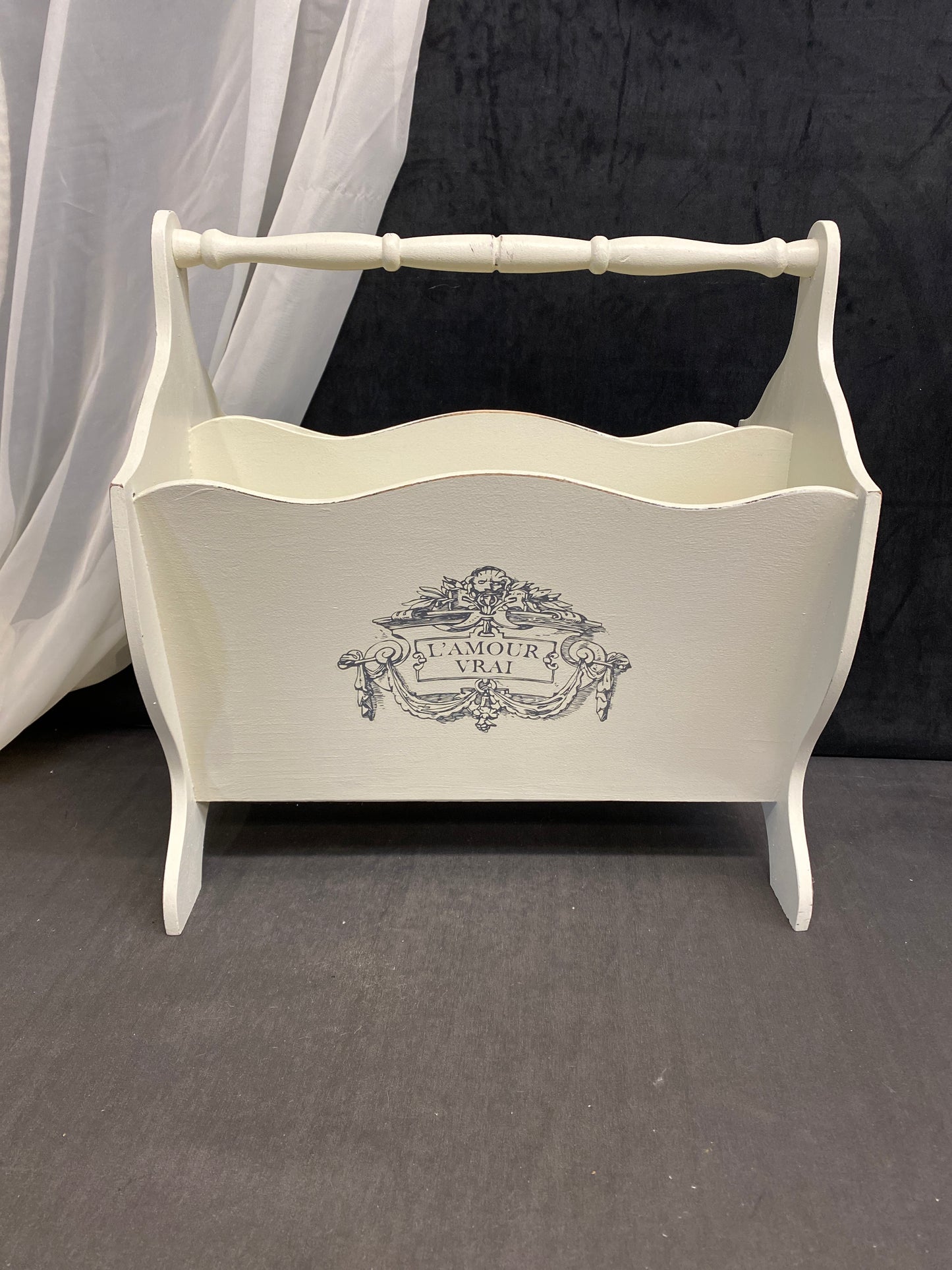 Shabby Chic Magazine Holder - Cream