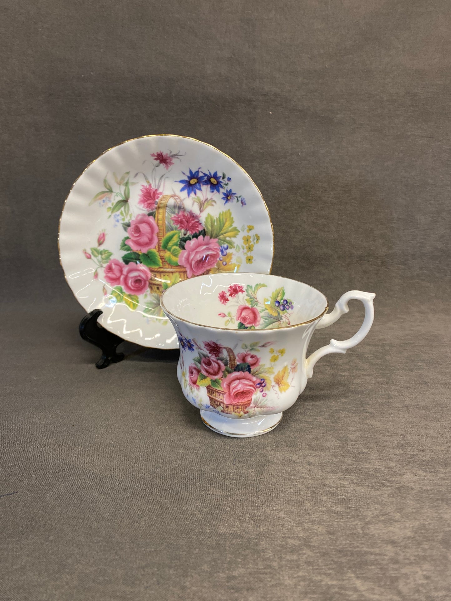 Royal Albert Teacup & Saucer - Flower Basket