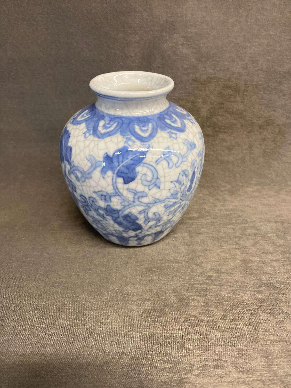 Bombay Sm Blue/White Vase