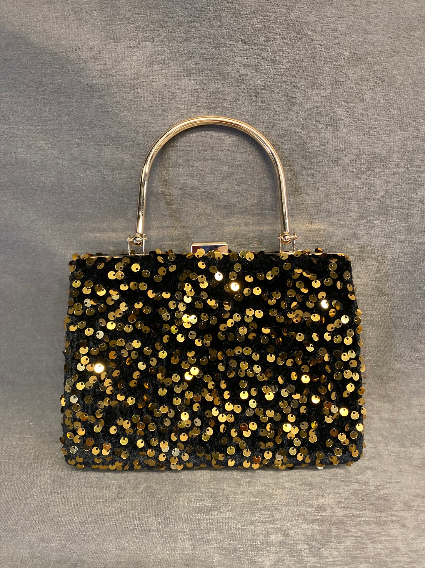 Le Chateau Evening Bag - Gold Sequins