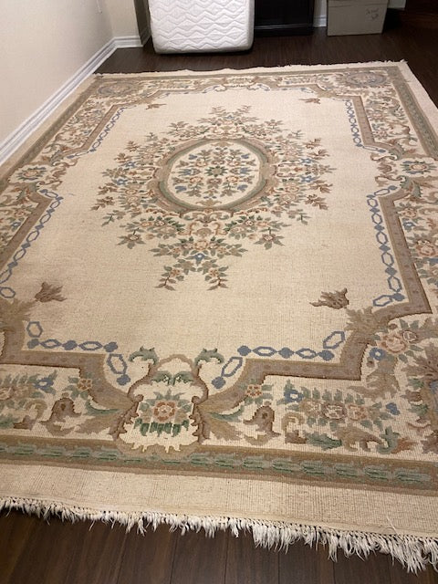 Indian Pure Wool Fringed Floor Rug