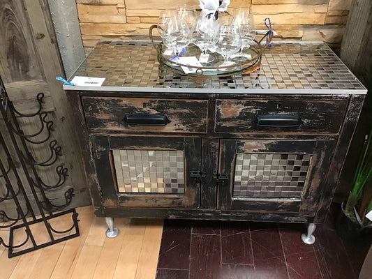 Sideboard of Reflection