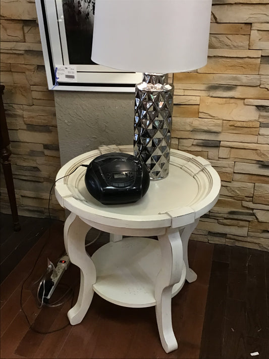 Jofran 'Sebastian' Round Side Table