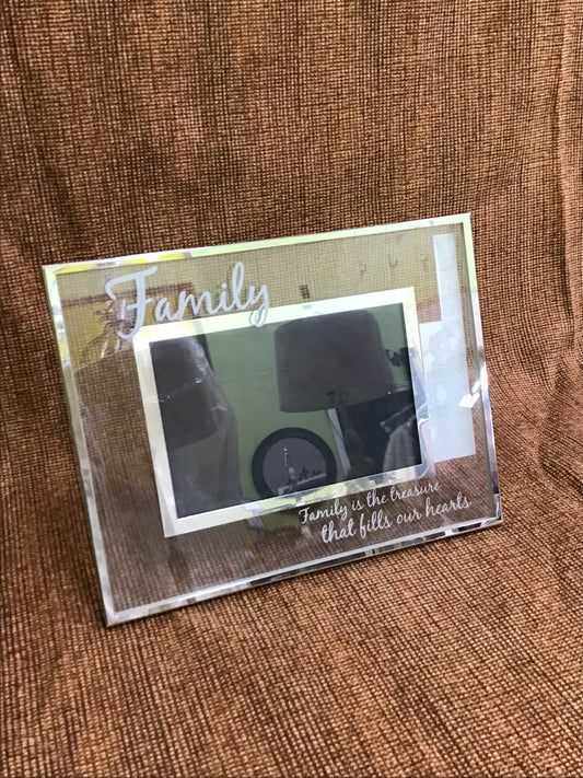 Glass Picture Frame 'Family'- 9.5" x 7.5"h