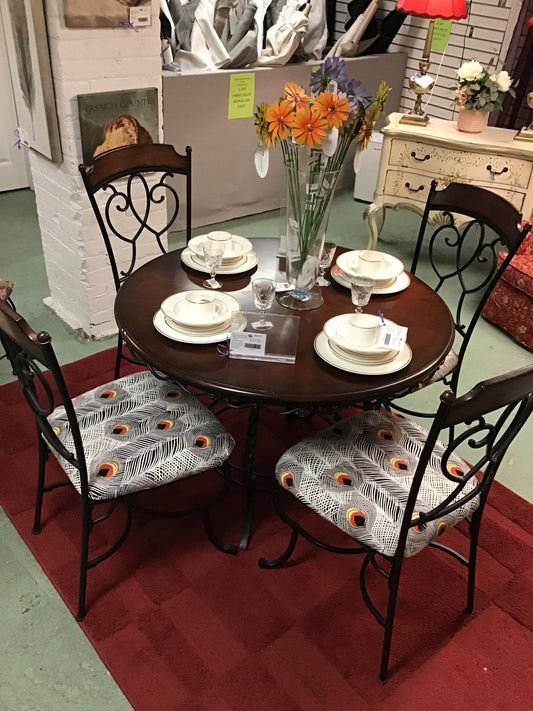 Ashley Furniture 'Nola' Dining Set w Chairs