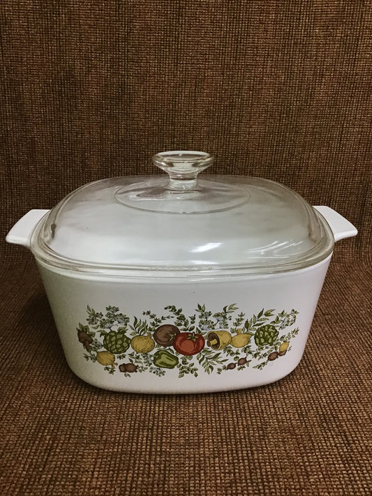 Corningware 'Spice of Life' Casserole Dish w Lid