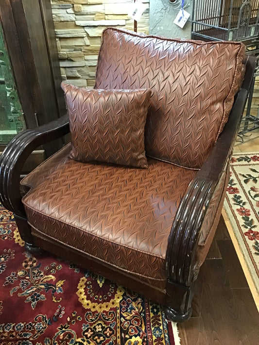 Unique! Large Accent Chair
