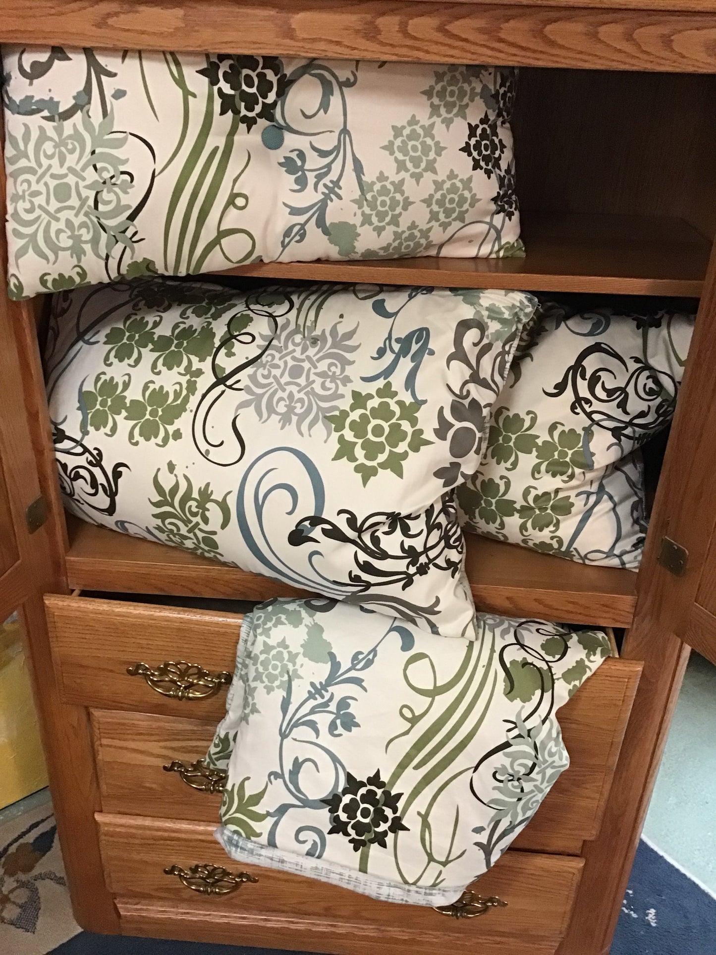 QUEEN Bedding Set (6pcs)