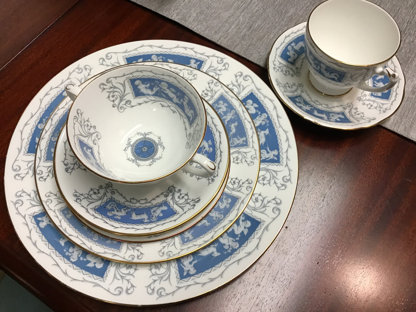 Coalport 'Revelry' Bone China 6 Place Set