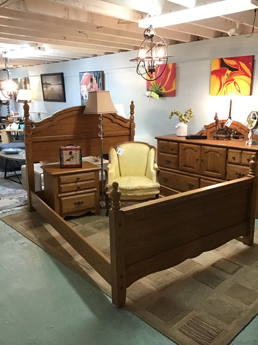 Palliser Natural Solid Wood QUEEN Bed Frame