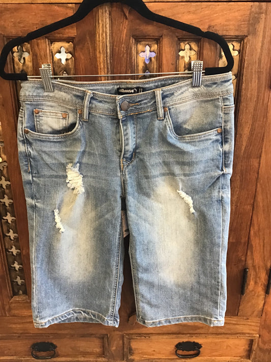 DOLLHOUSE Jean Shorts -NEW