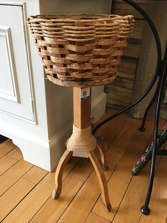 Rattan Planter On Stand
