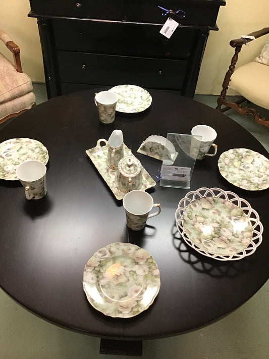 Skye McGhie 'Antique Rose' 4 Place Teaset