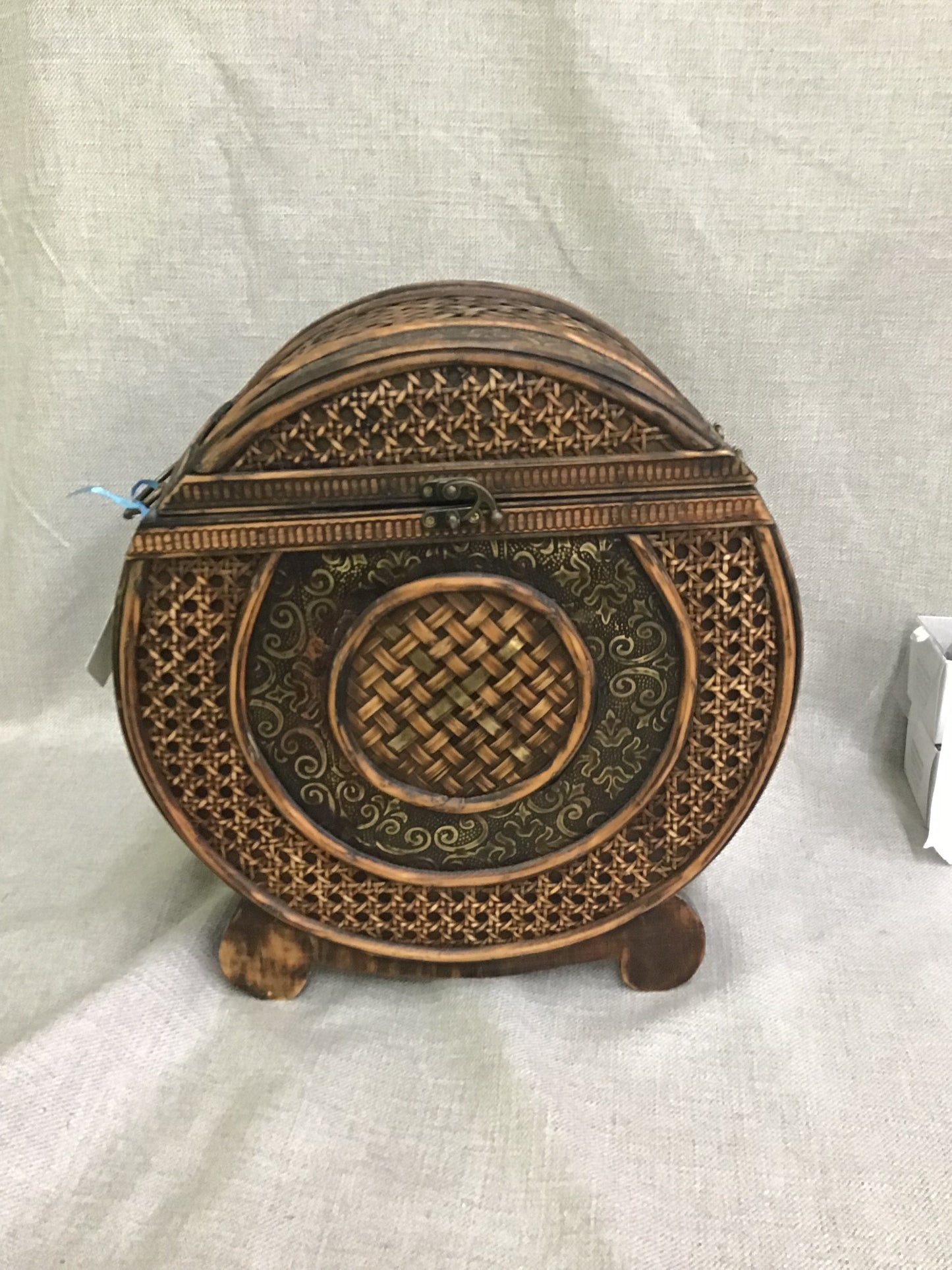 Round Wicker Storage Box