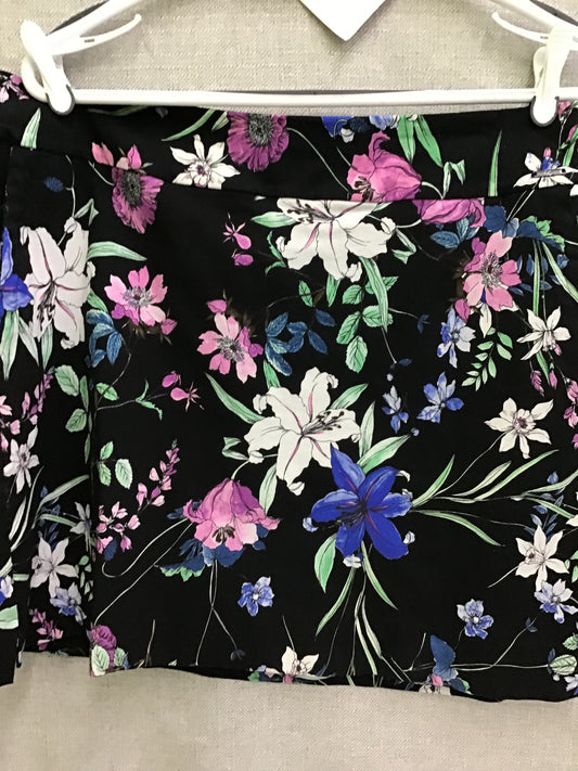 S.C. & CO Floral Golf skort