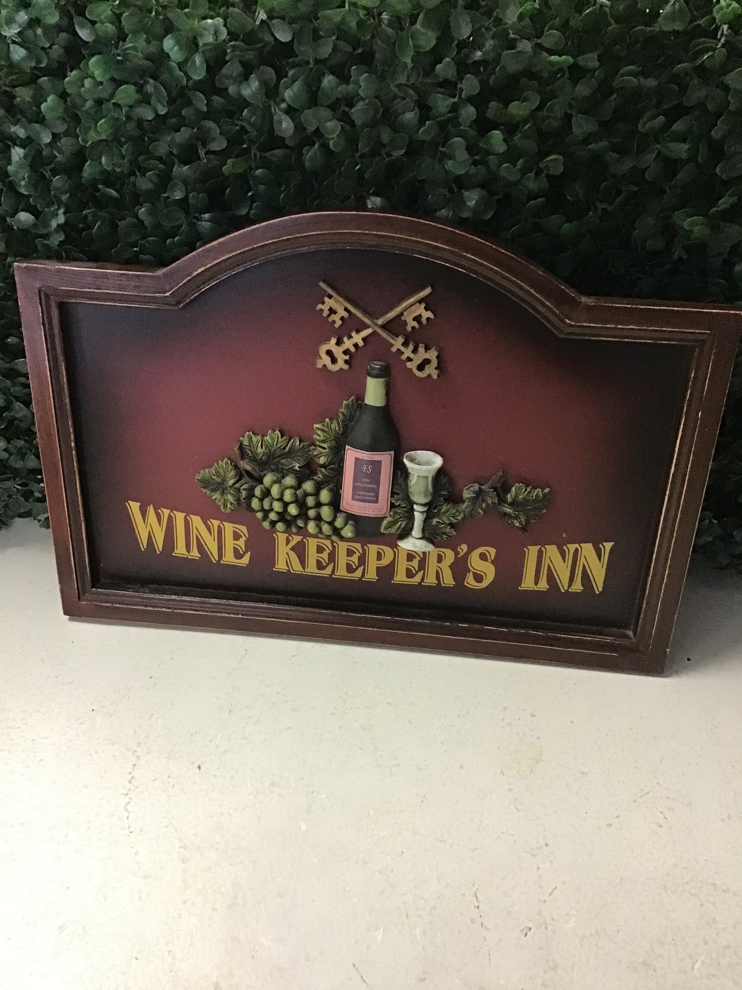 Wine Keepers Inn Wall Decor