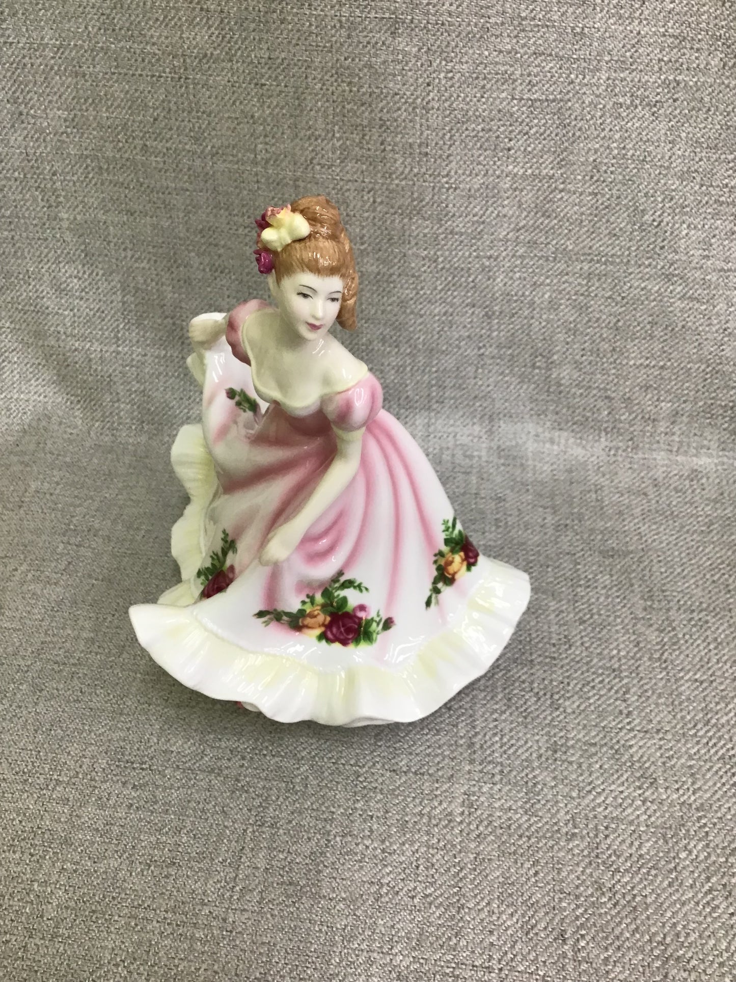 Royal Doulton 'Pretty Ladies Flowers of Love'