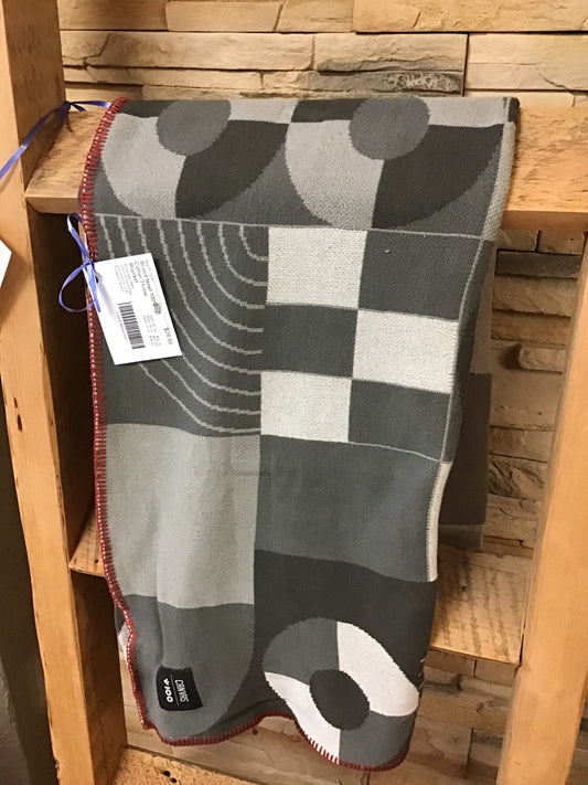 Brand New! 100% Cotton Throw Blanket