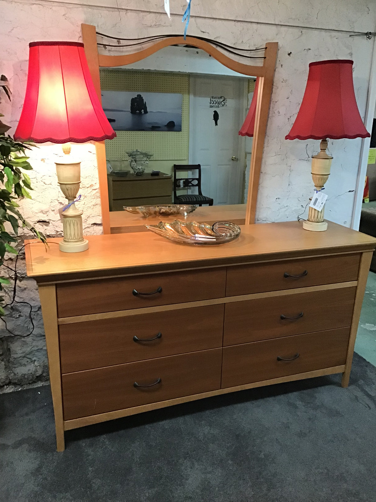 Gorgeous Natural Wood Dresser w Mirror