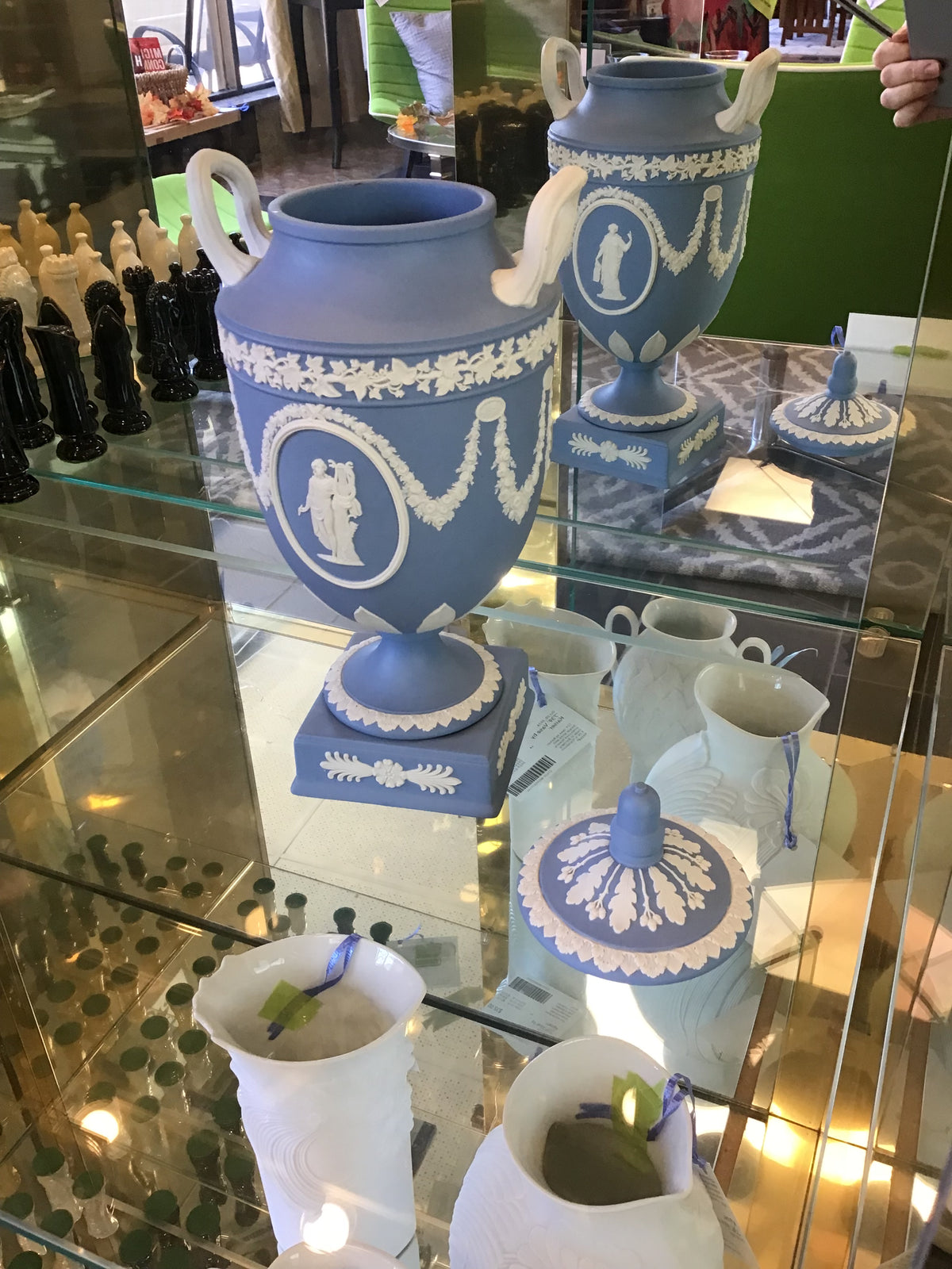 Exclusive Item! Wedgwood Vase/Urn