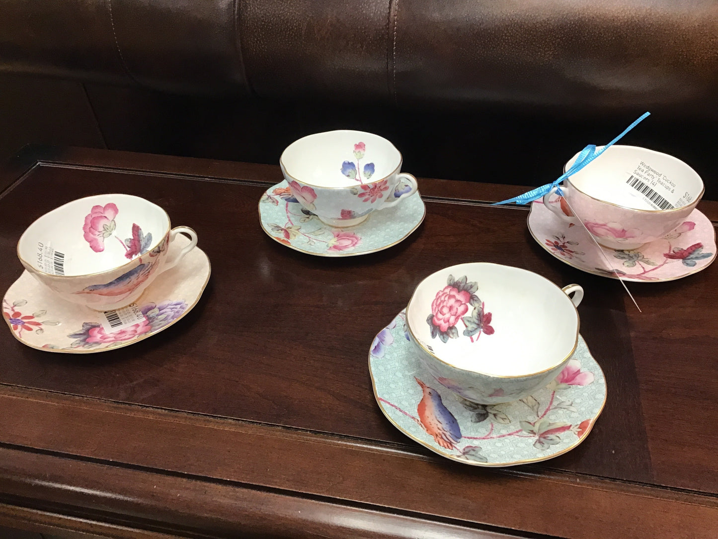 Wedgwood 'Cuckoo Tea Party' Teacups & Saucers (4)