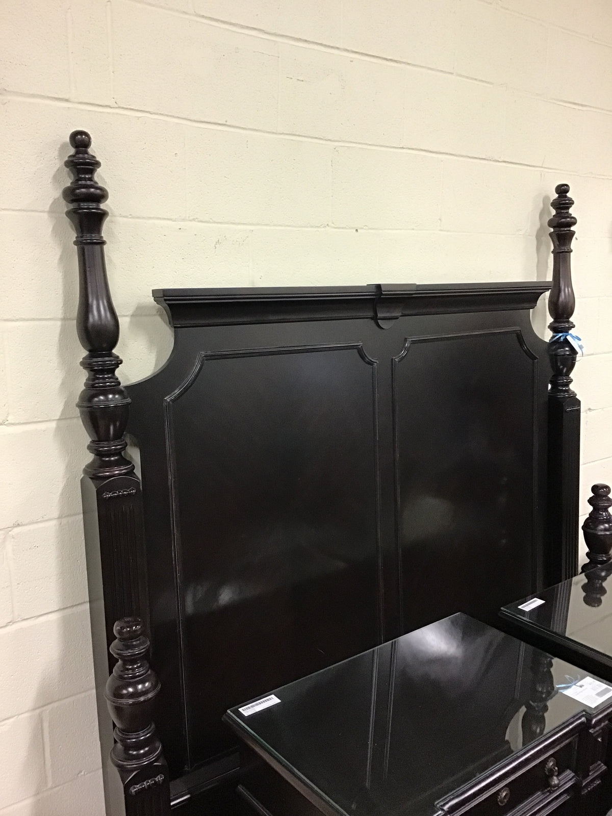 Pulaski Queen Bed