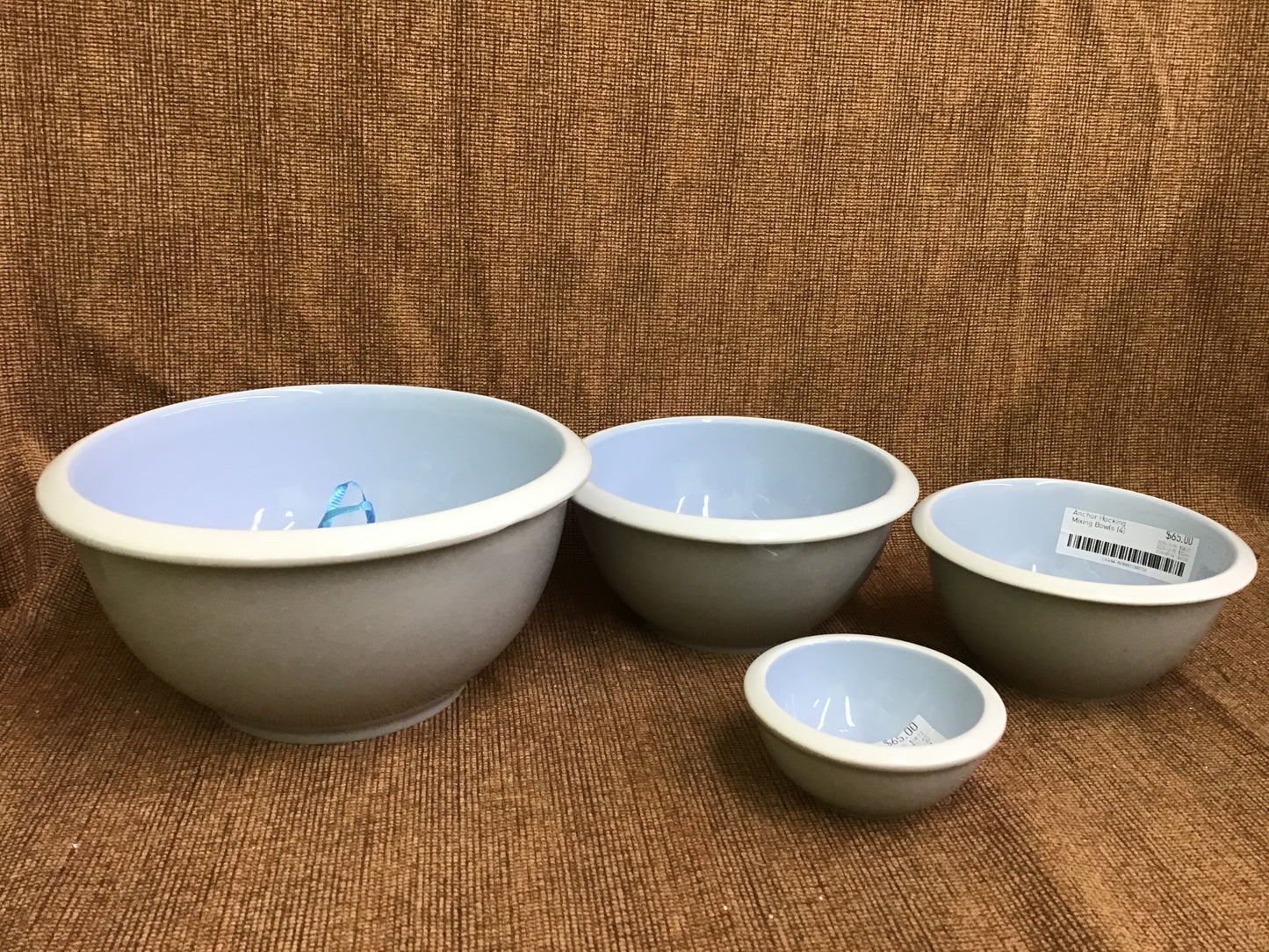 Anchor Hocking Mixing Bowls (4)
