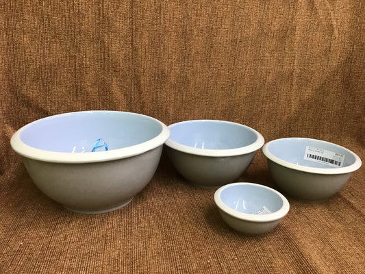 Anchor Hocking Mixing Bowls (4)