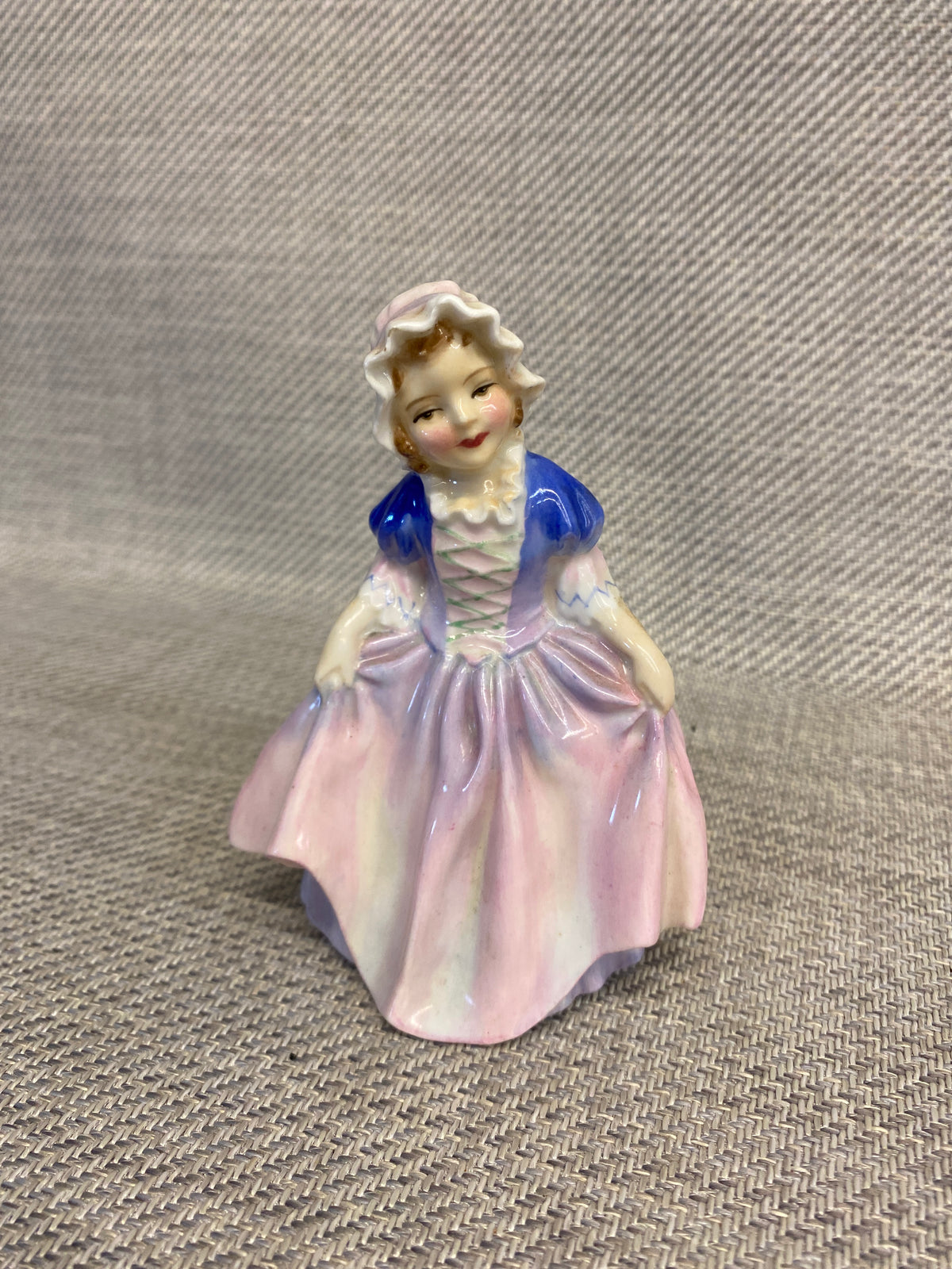 Royal Doulton Figurine - Dinky Do