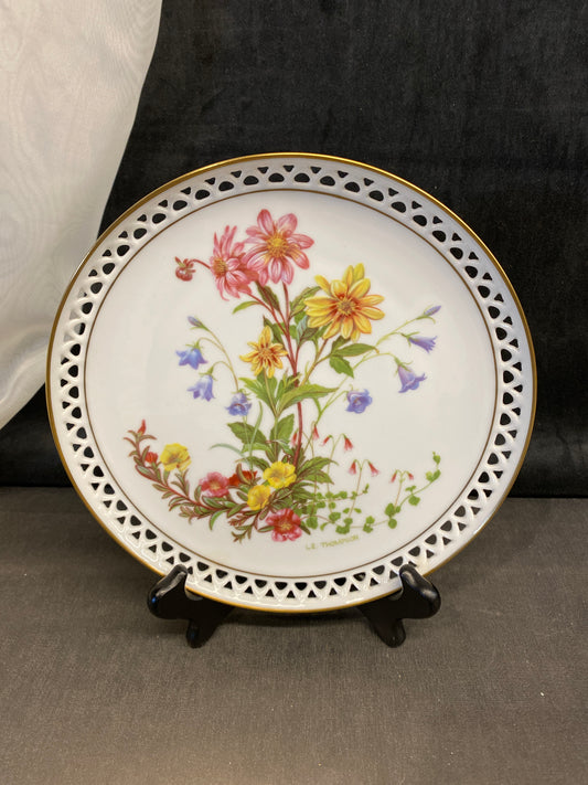 Bing & Grondahl Decor Plate - July