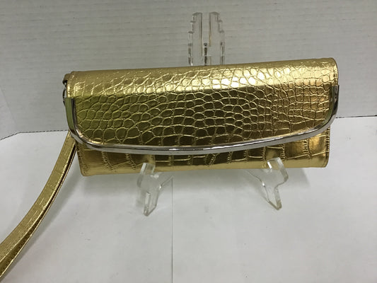 Gold Wristlet /Purse