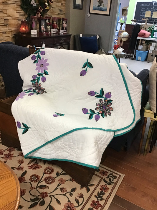 Handmade Quilt 'Purple Patchwork'