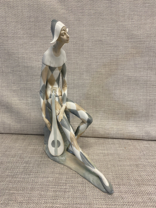 Nao Figurine - Harlequin With Mandolin