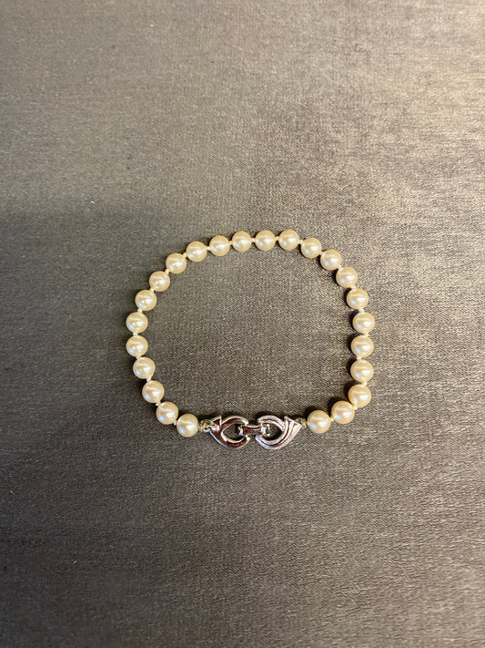 Faux Pearl Bracelet
