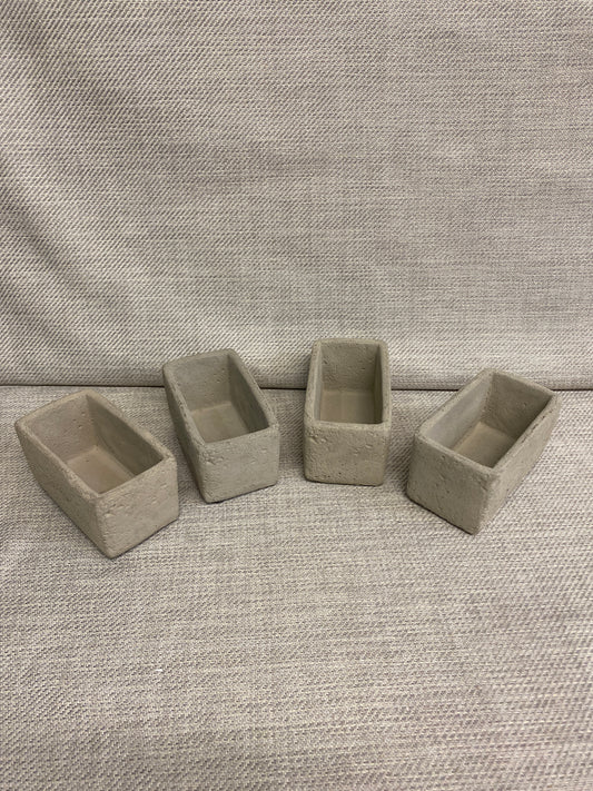 NEW! Set 4 Cement Planters