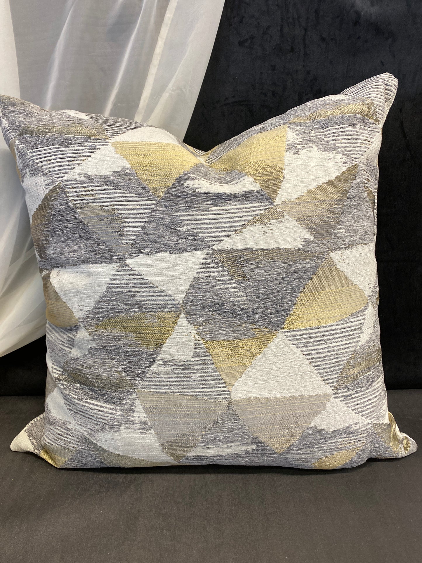 Cushion - Grey & Gold