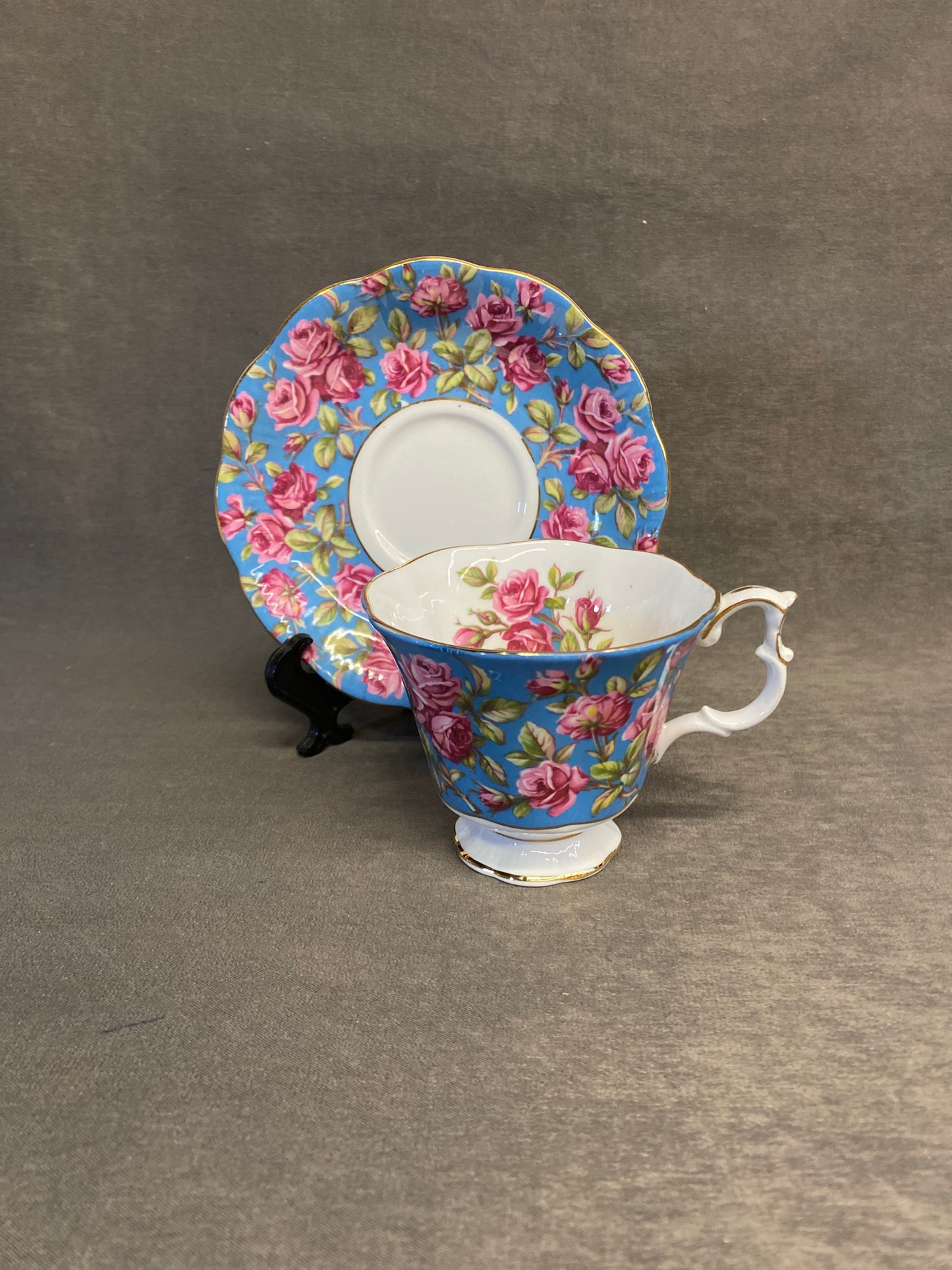 Royal Albert Teacup & Saucer - Harewood