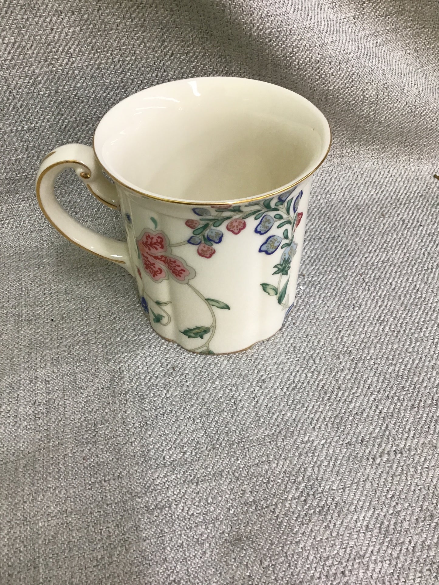 'Chatsworth' by Skye McGhie Mug