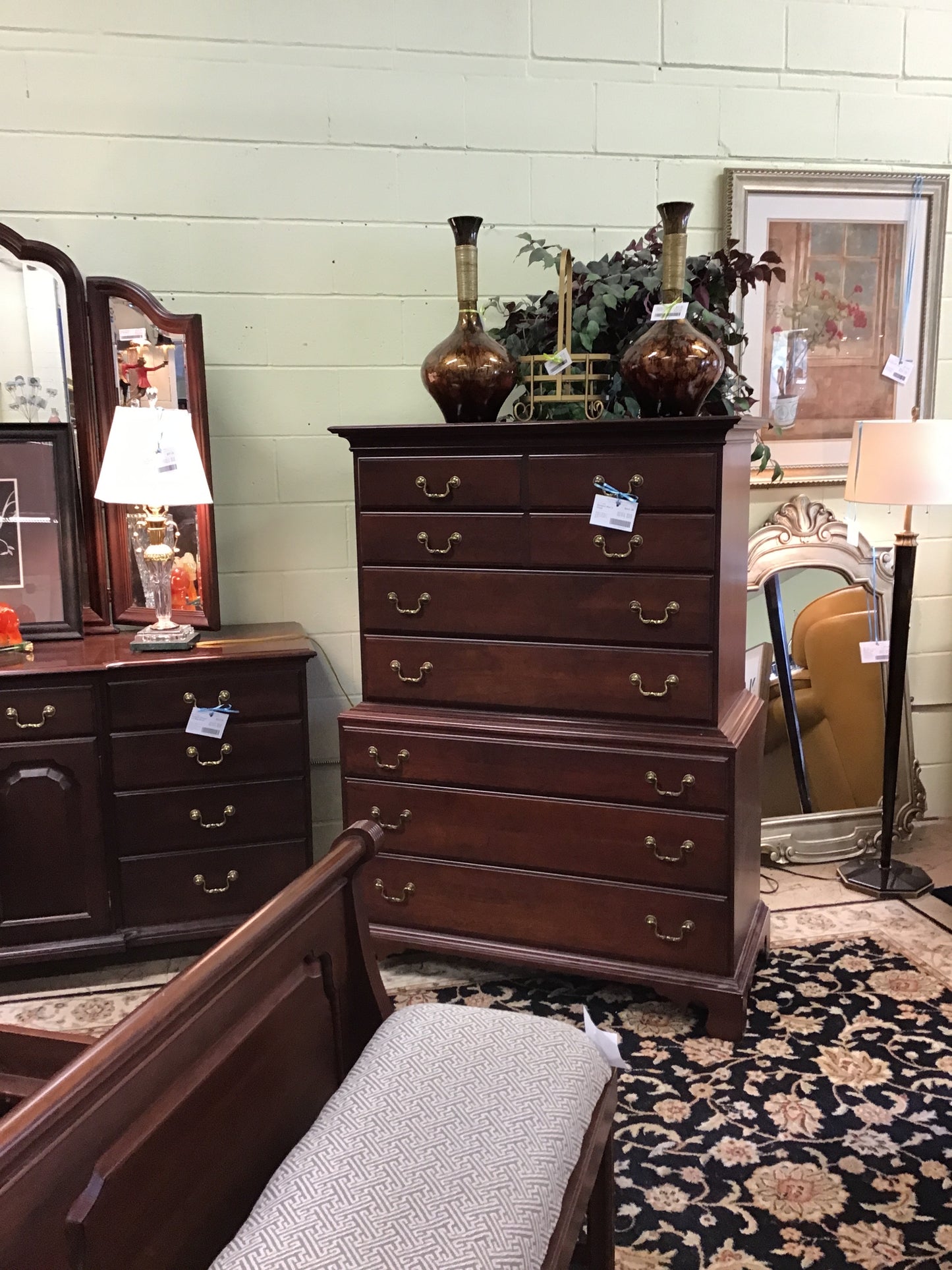 Newport Man's Chest