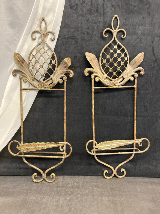 PAIR Metal Plate Racks