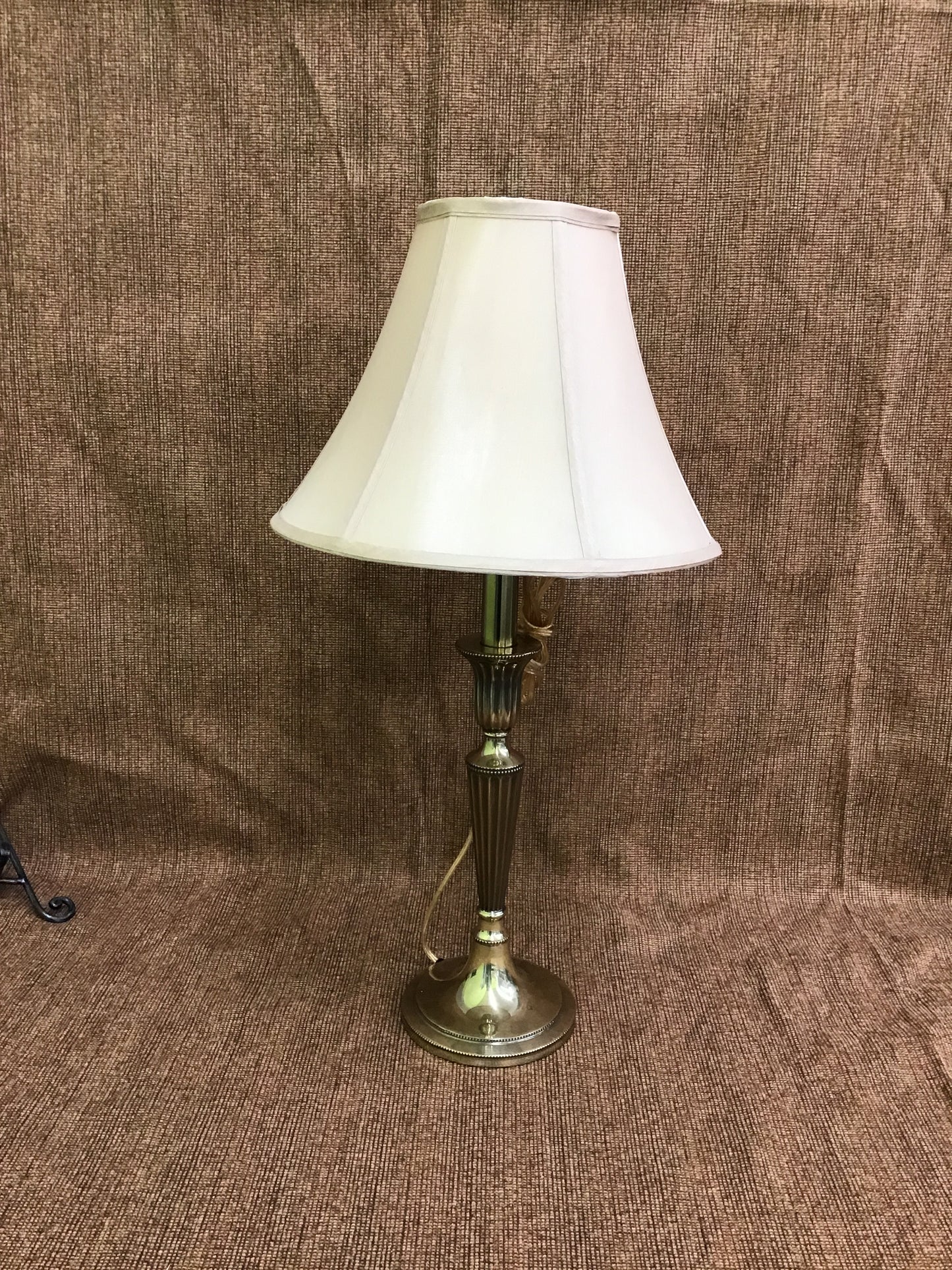 Table Lamp Tri Lite