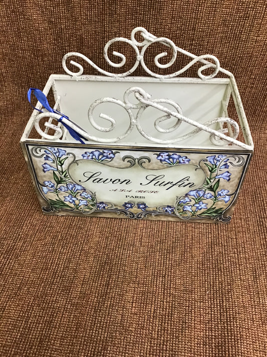 Metal Soap Basket with Handle