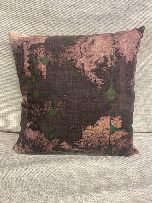House Doctor Cushion - Aubergine