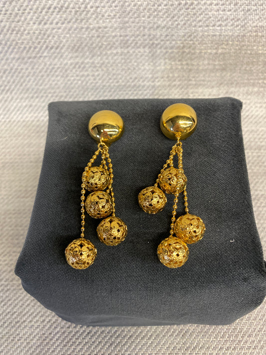 Clip-on Earrings - Gold Tone Ball Dangles