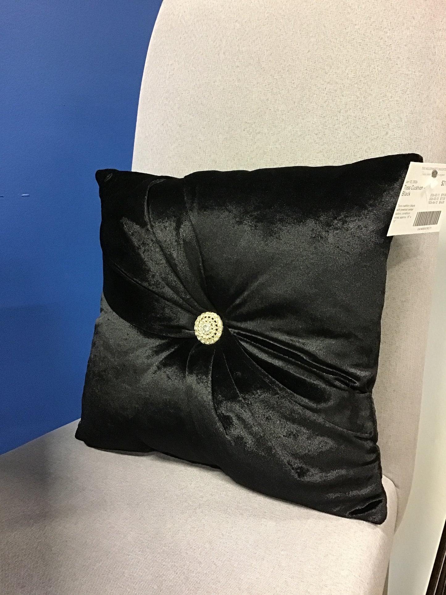 Toss Cushion - Black