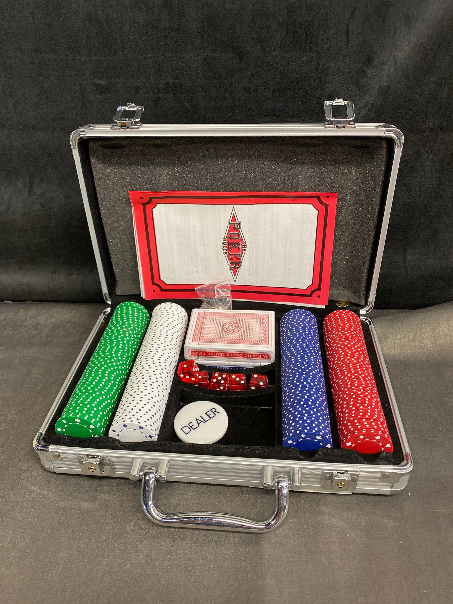 Traveling Poker Set