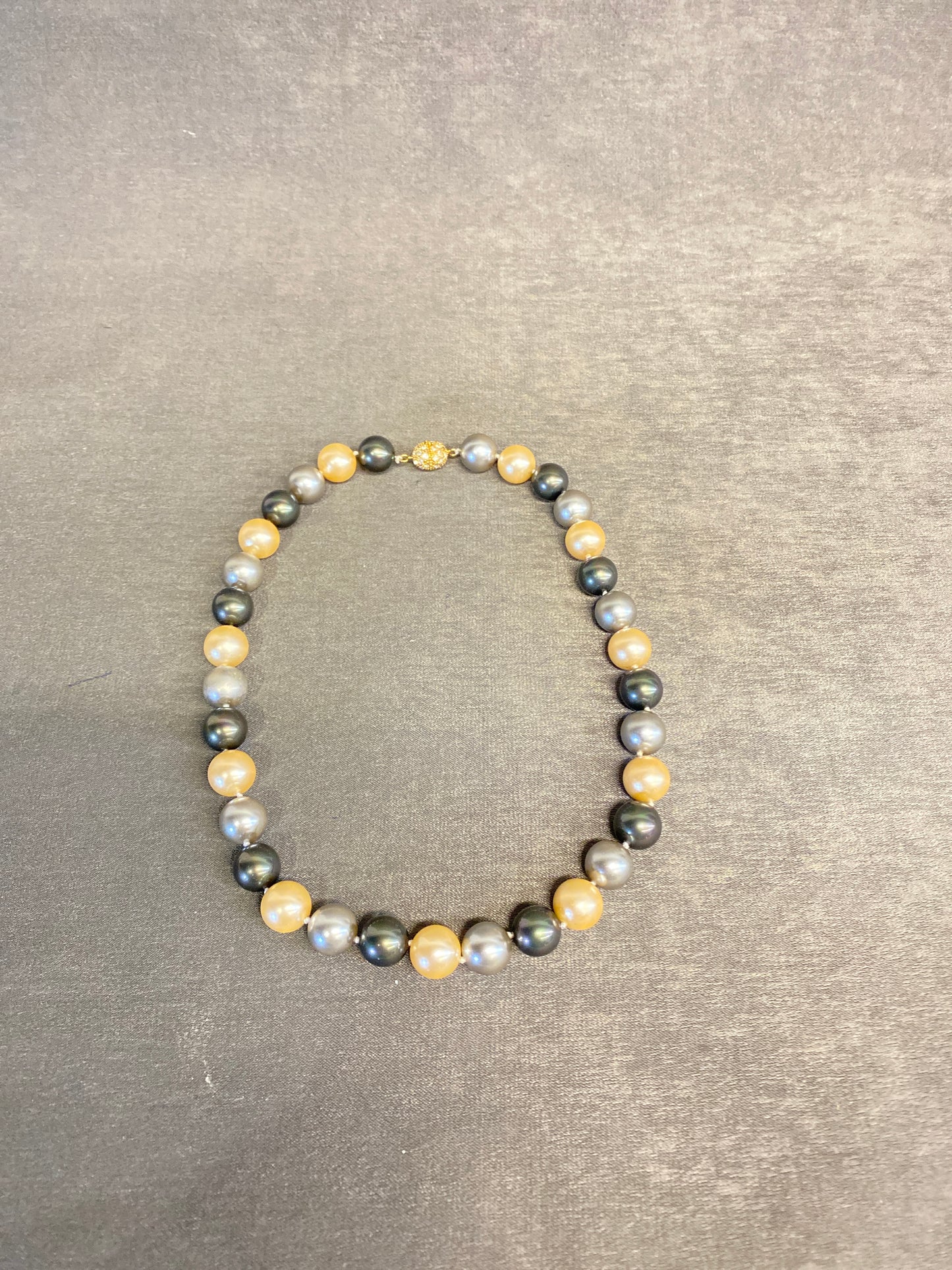 Faux Pearl Necklace - Grey & Beige