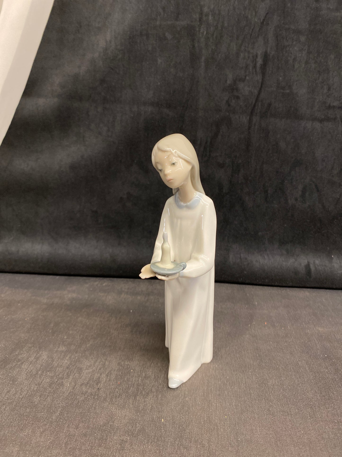 Lladro Figurine - Girl With Candle